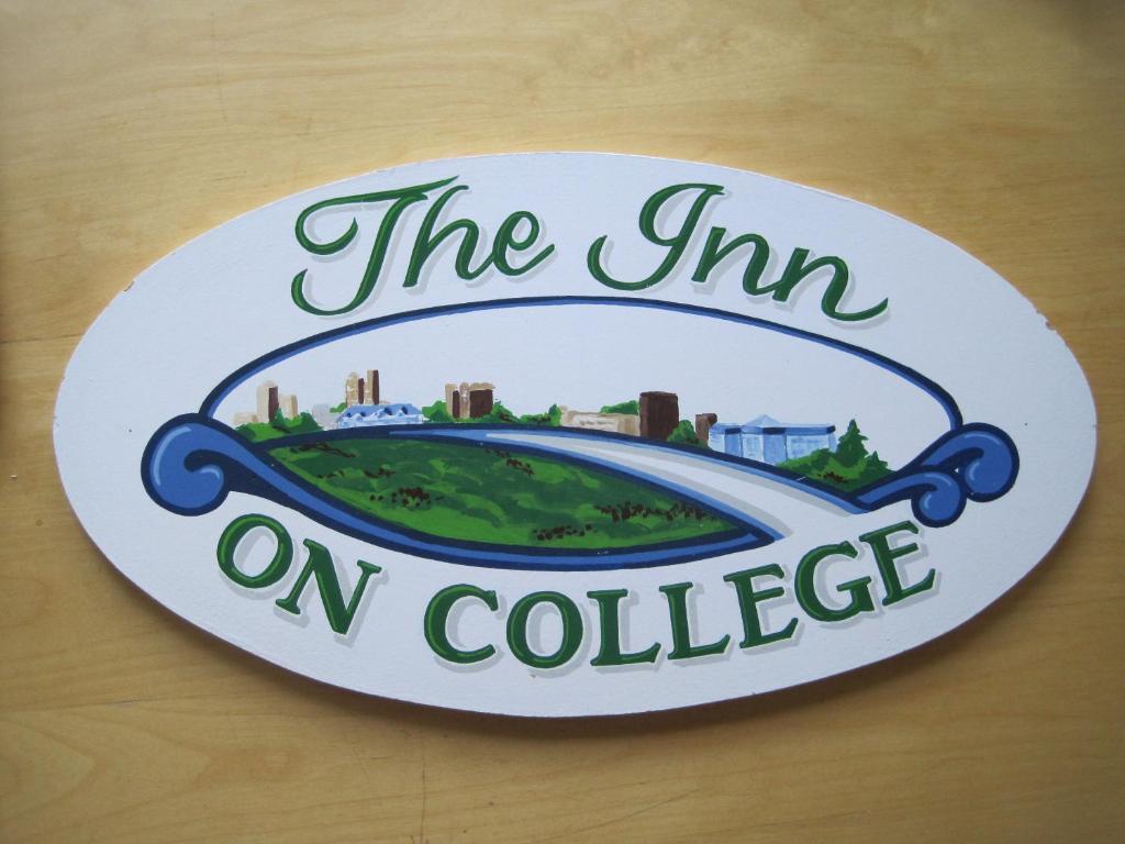 The Inn On College 새스커툰 외부 사진